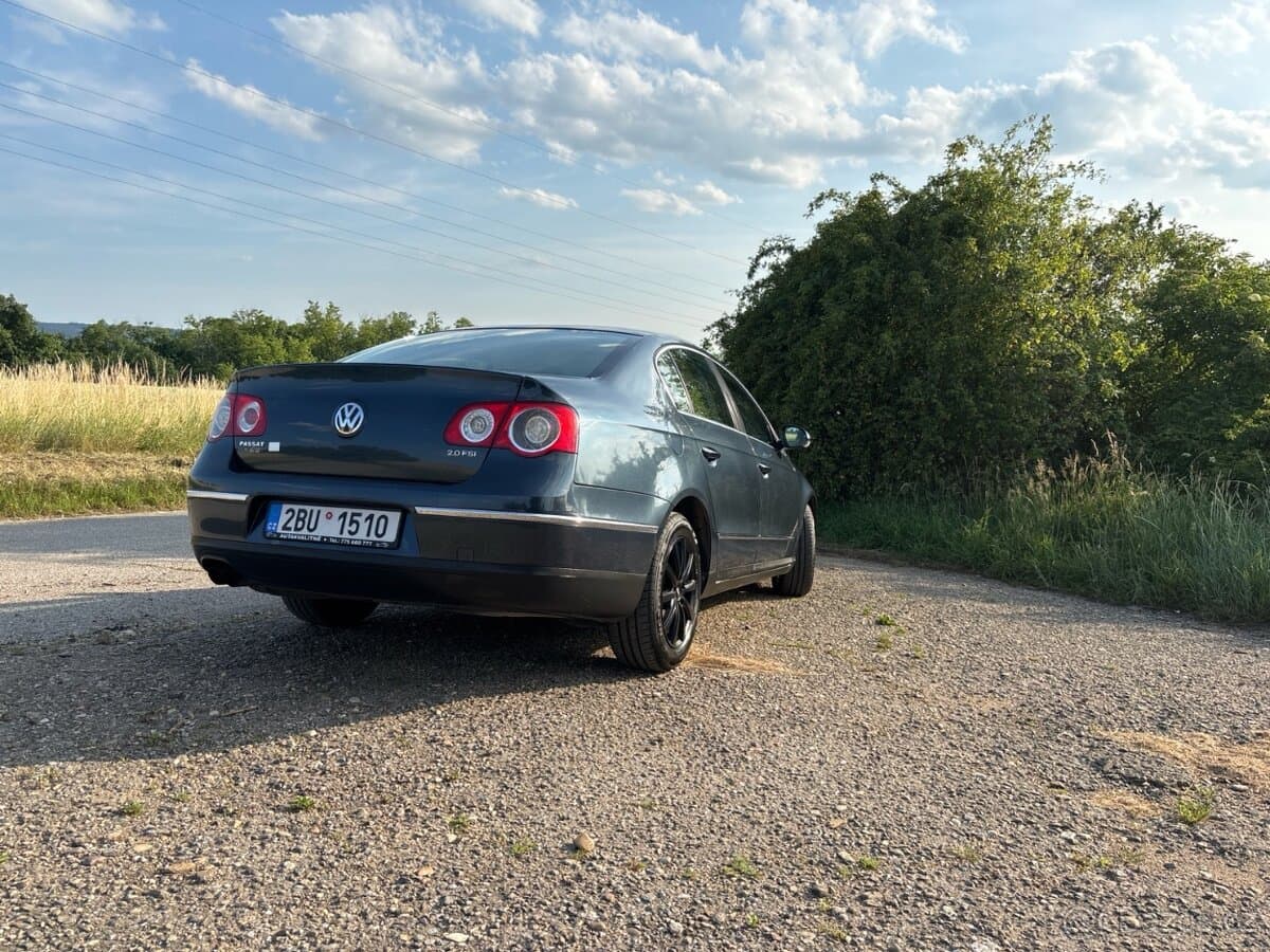 Volkswagen PASSAT - 4