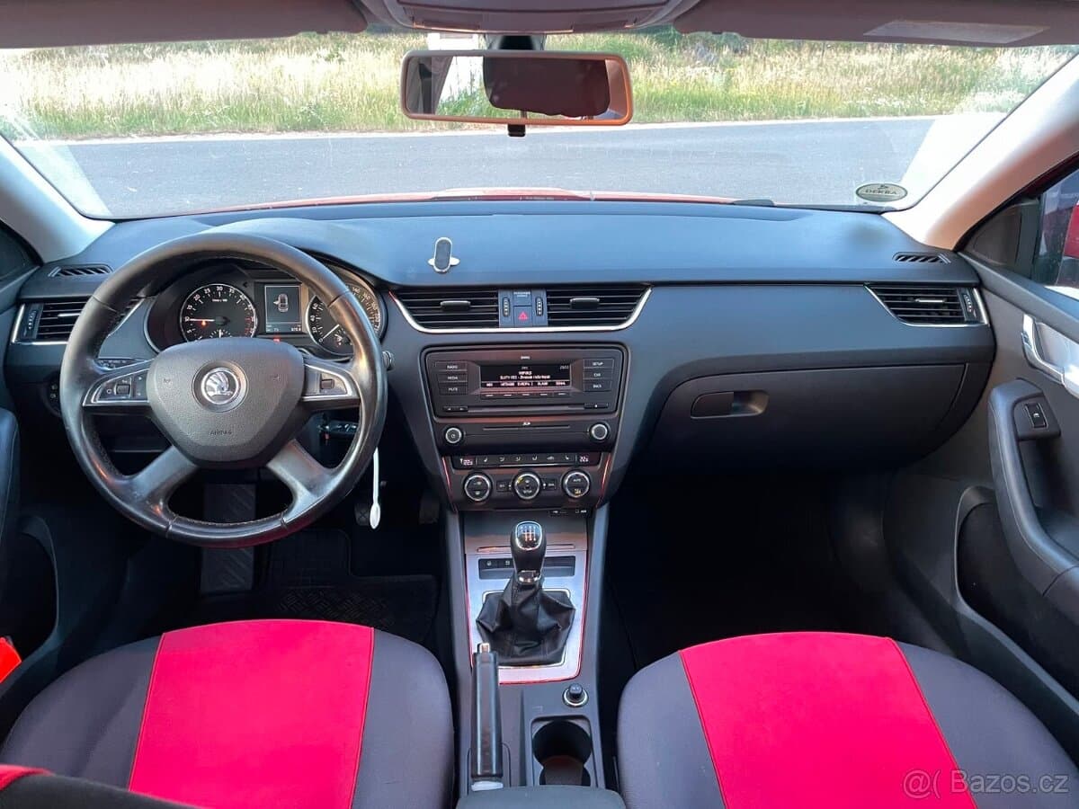 Škoda OCTAVIA - 4