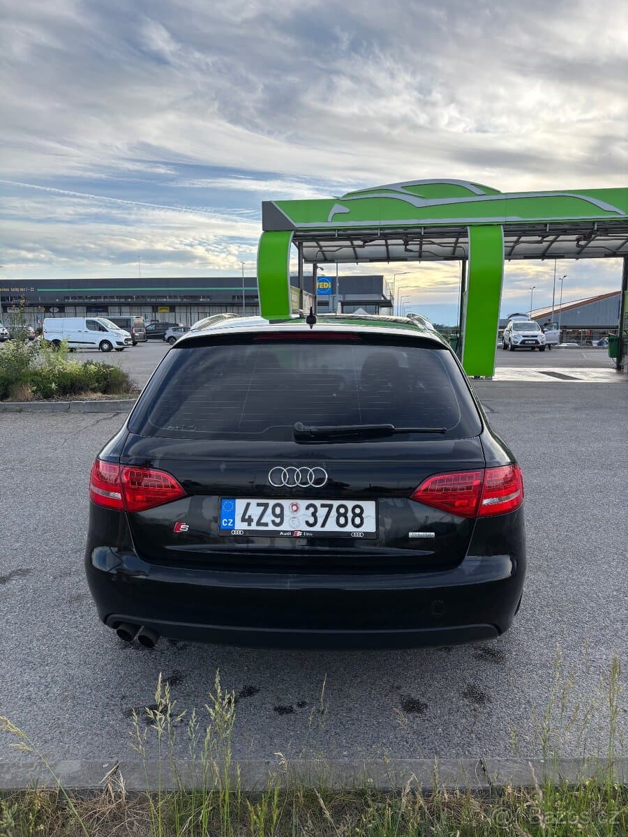 2010 Audi A4 - 4