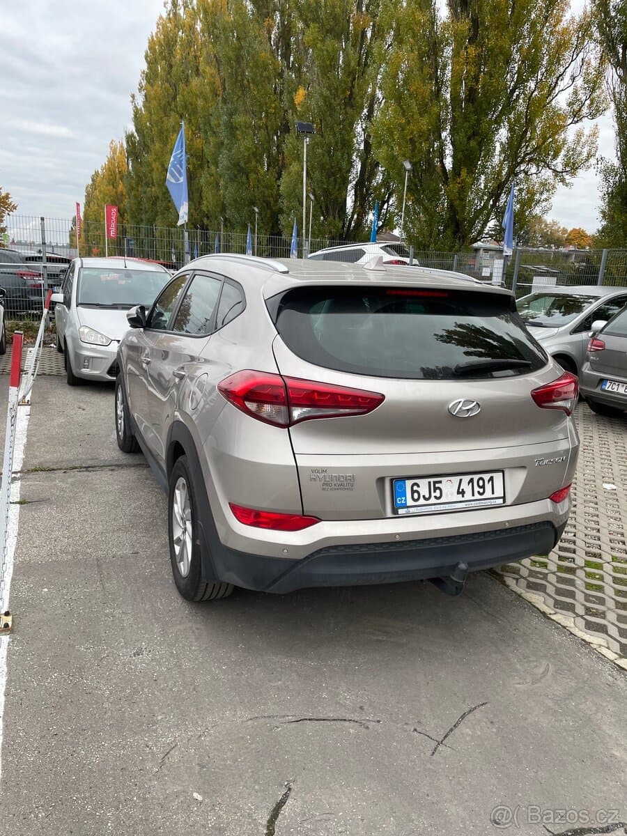 2017 Hyundai TUCSON - 4