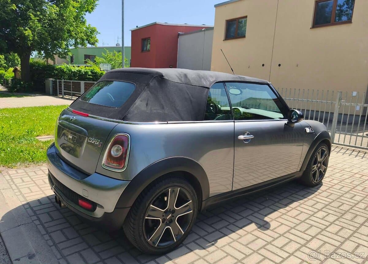 2010 Mini COOPER S - 4