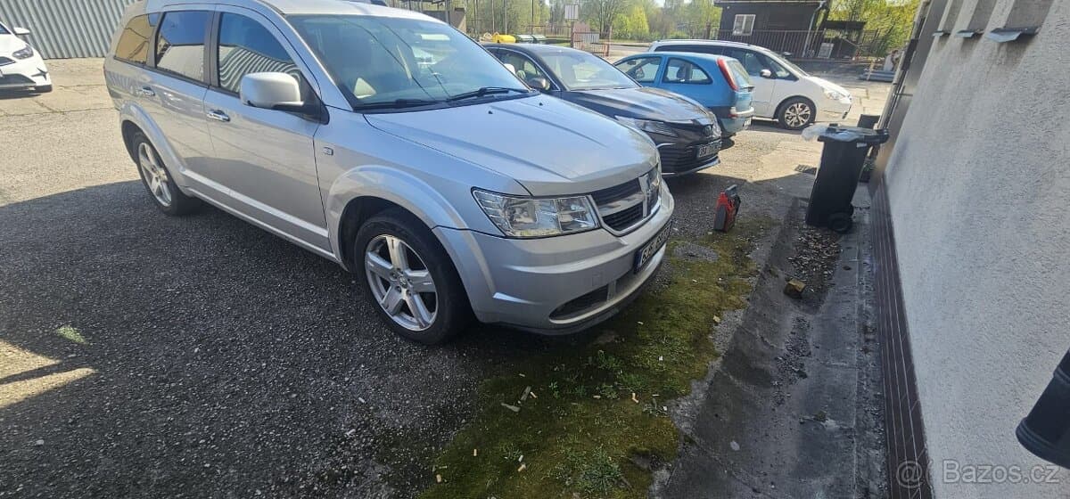 Dodge JOURNEY - 4
