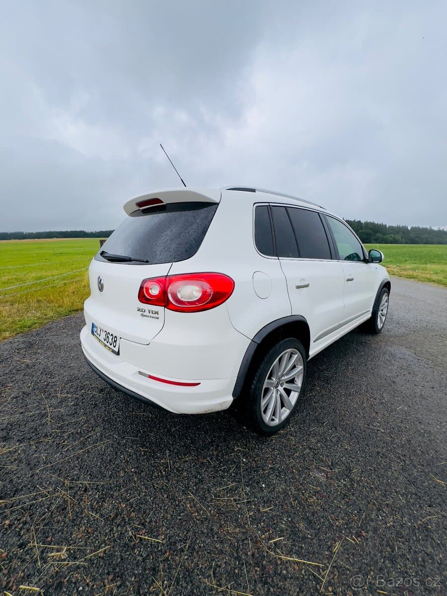 2010 Volkswagen TIGUAN - 4