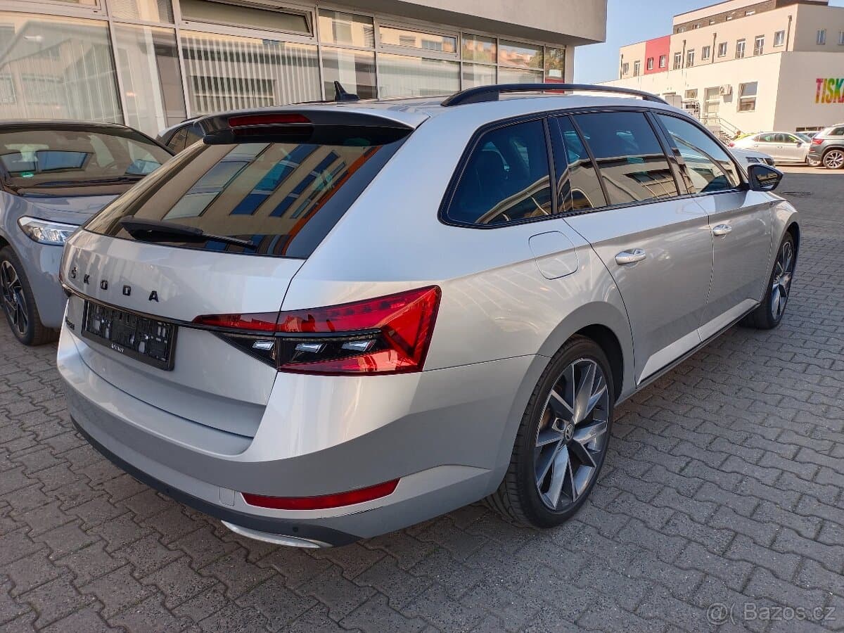 2022 Škoda SUPERB - 4