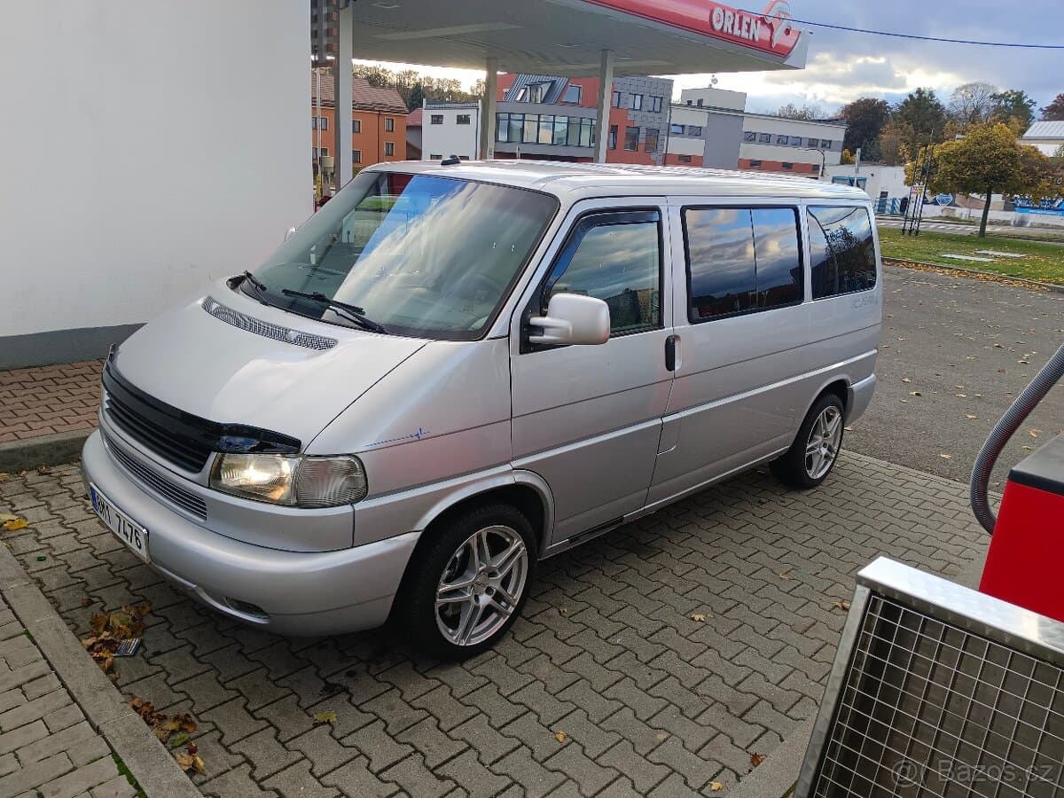 2002 Volkswagen MULTIVAN - 4