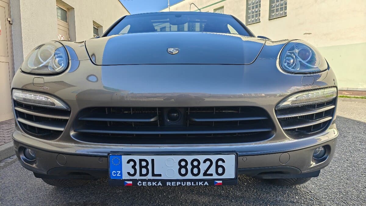 2013 Porsche CAYENNE - 4
