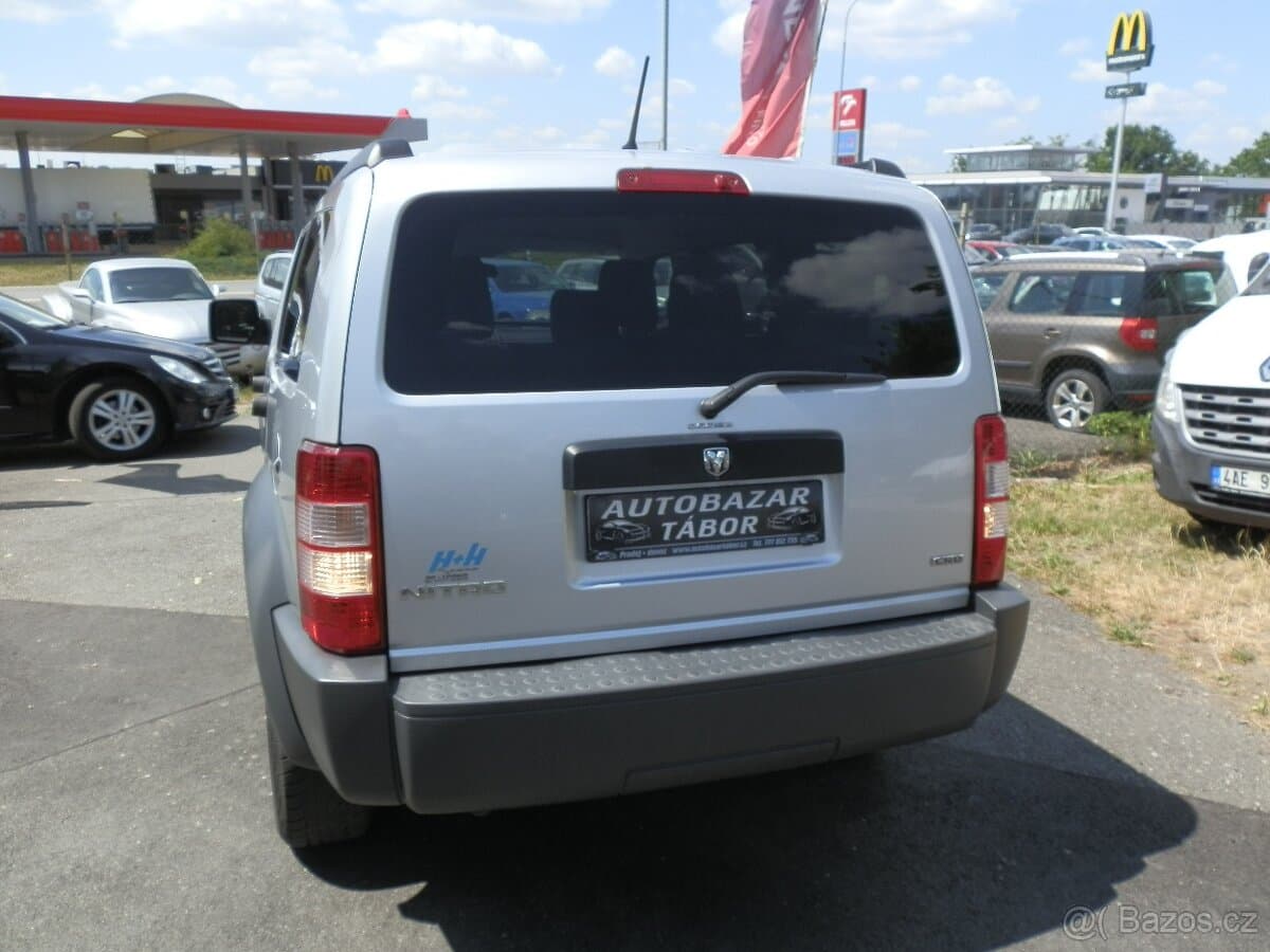 2007 Dodge NITRO - 4