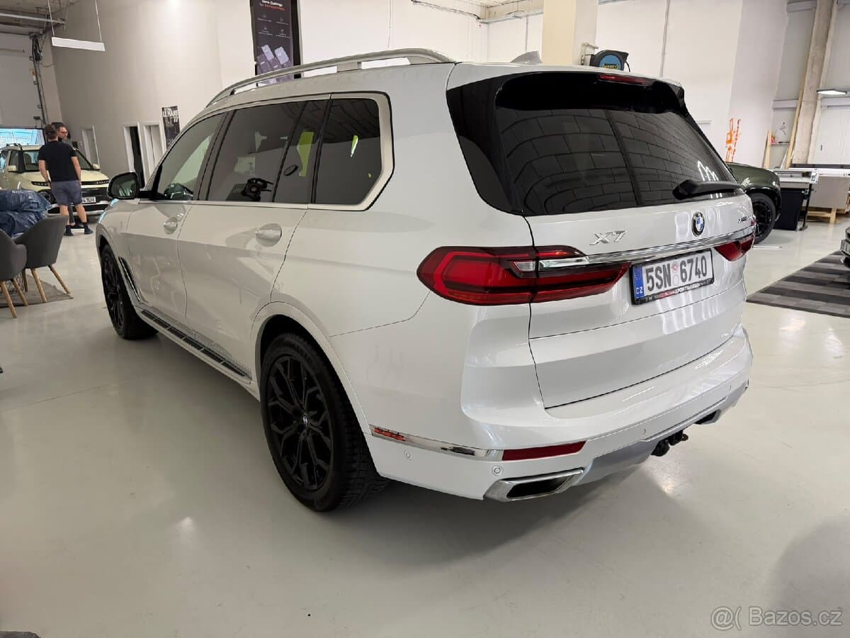 2019 BMW X7 - 4