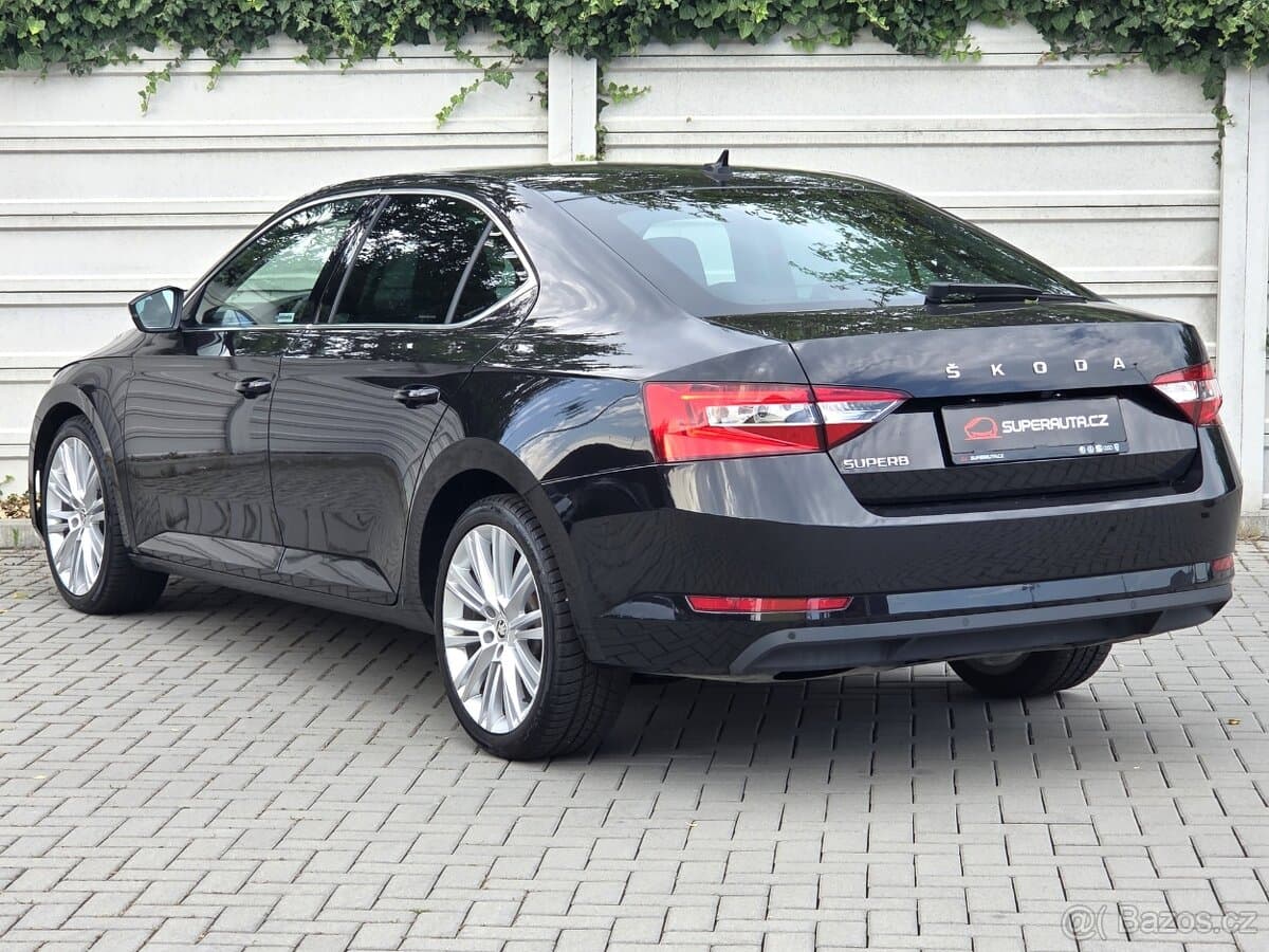 2020 Škoda SUPERB - 4