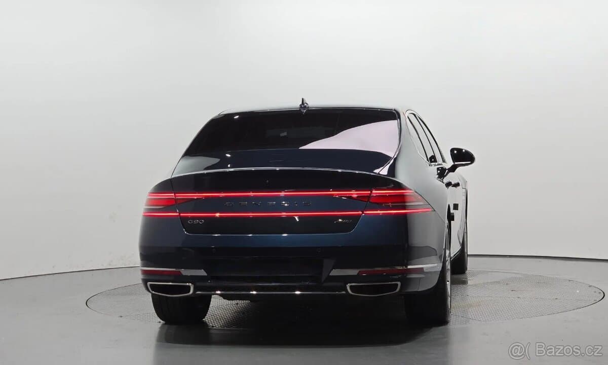 2022 Genesis G90 - 4
