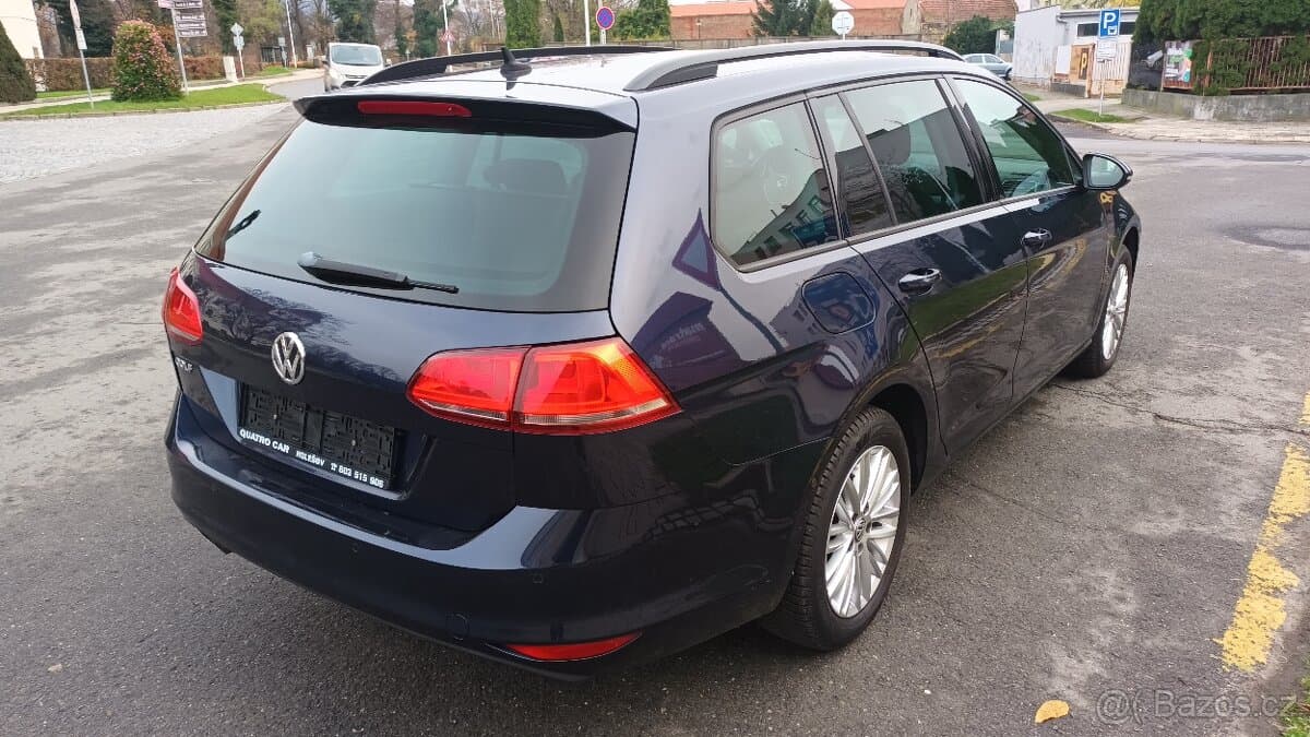 Volkswagen GOLF - 4
