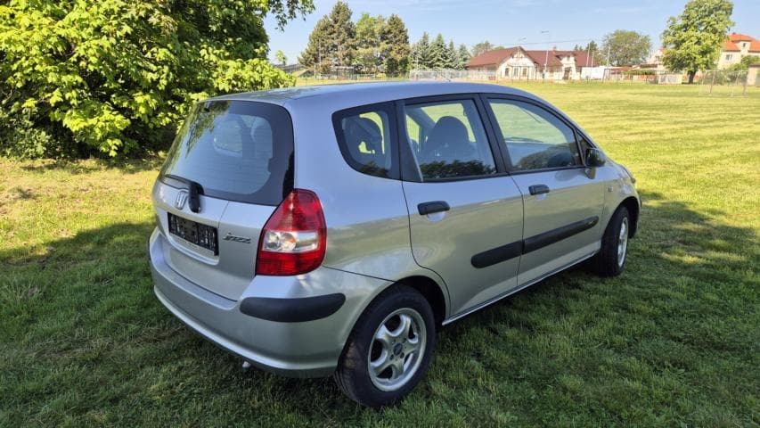 2004 Honda JAZZ - 4