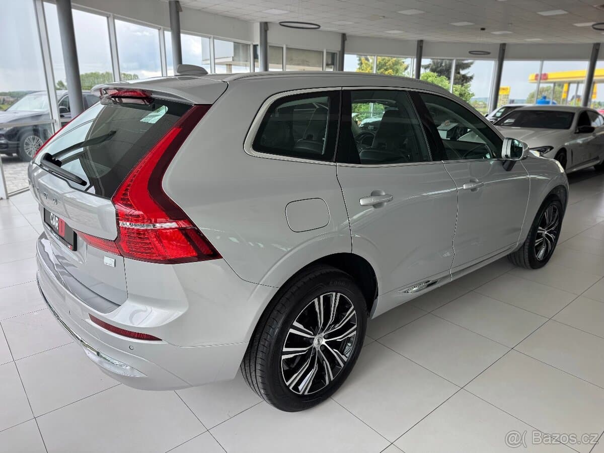2022 Volvo XC60 - 4