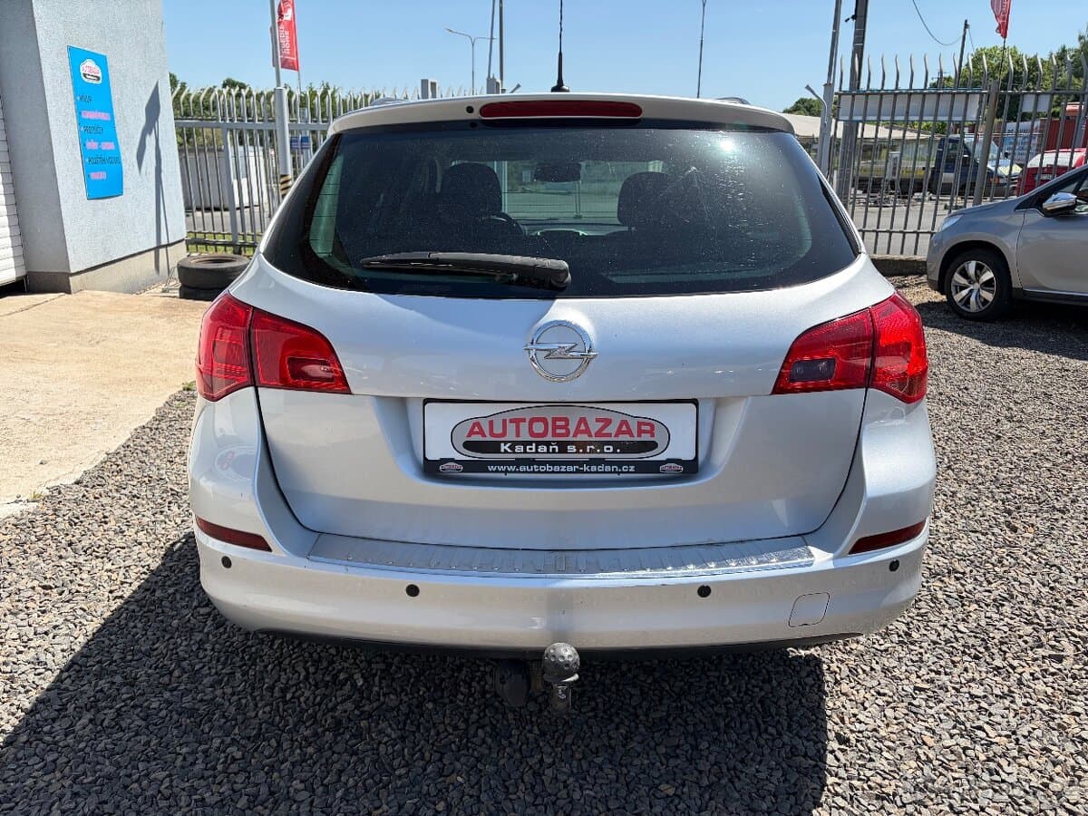 2011 Opel ASTRA - 4
