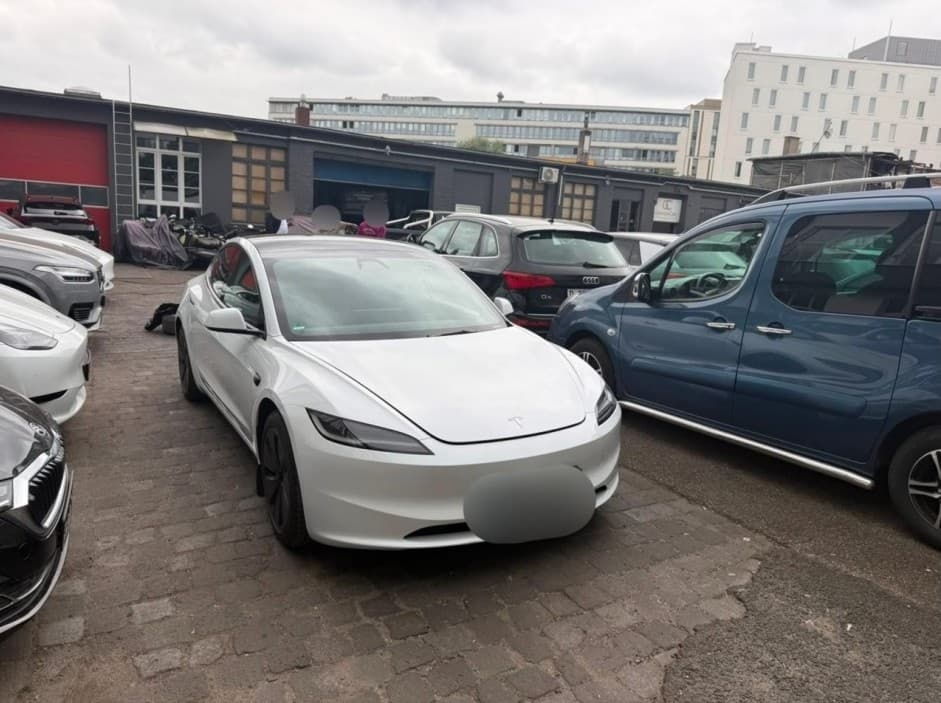 2024 Tesla MODEL 3 - 4