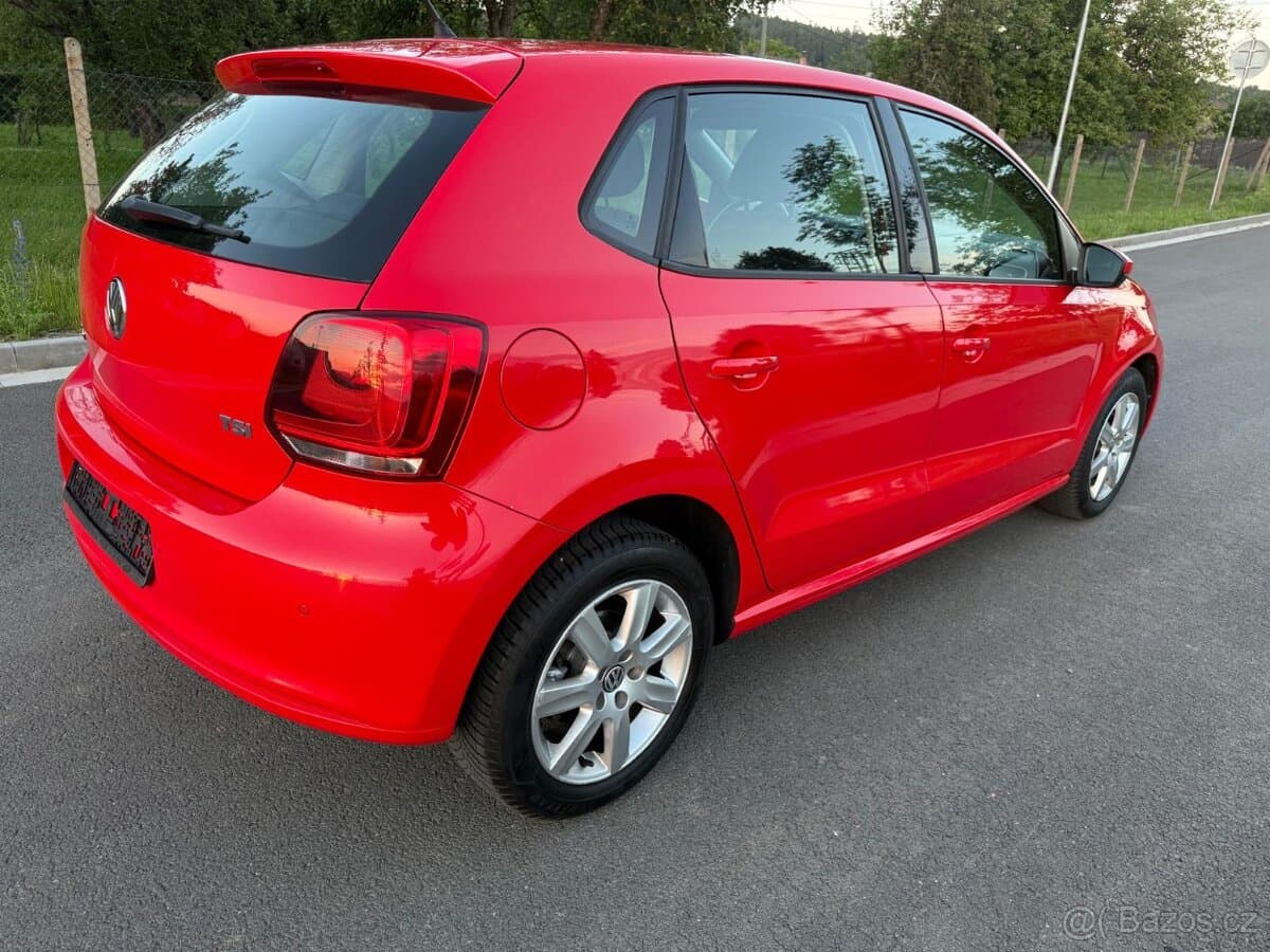 2014 Volkswagen POLO - 4