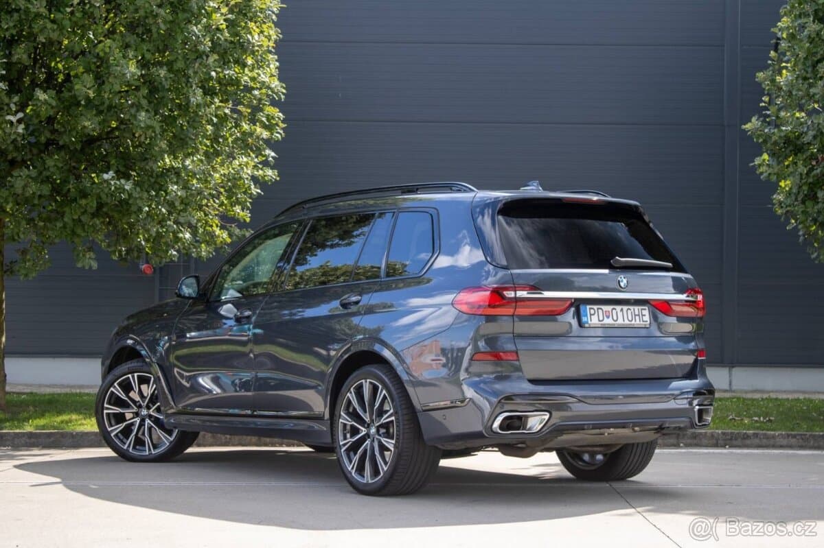 2020 BMW X7 - 4