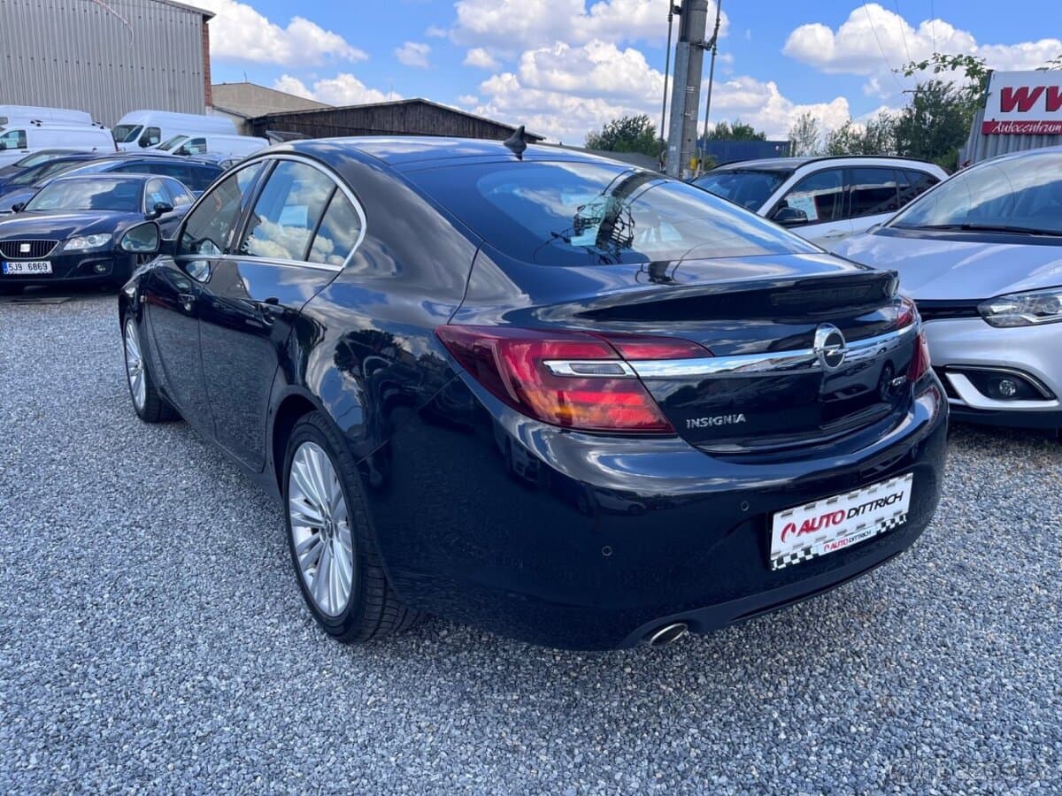 2015 Opel INSIGNIA - 4