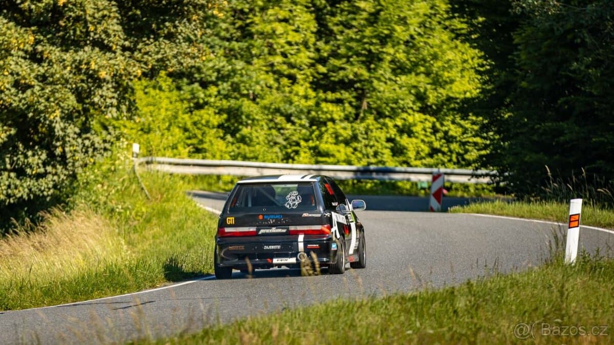 Suzuki SWIFT - 4
