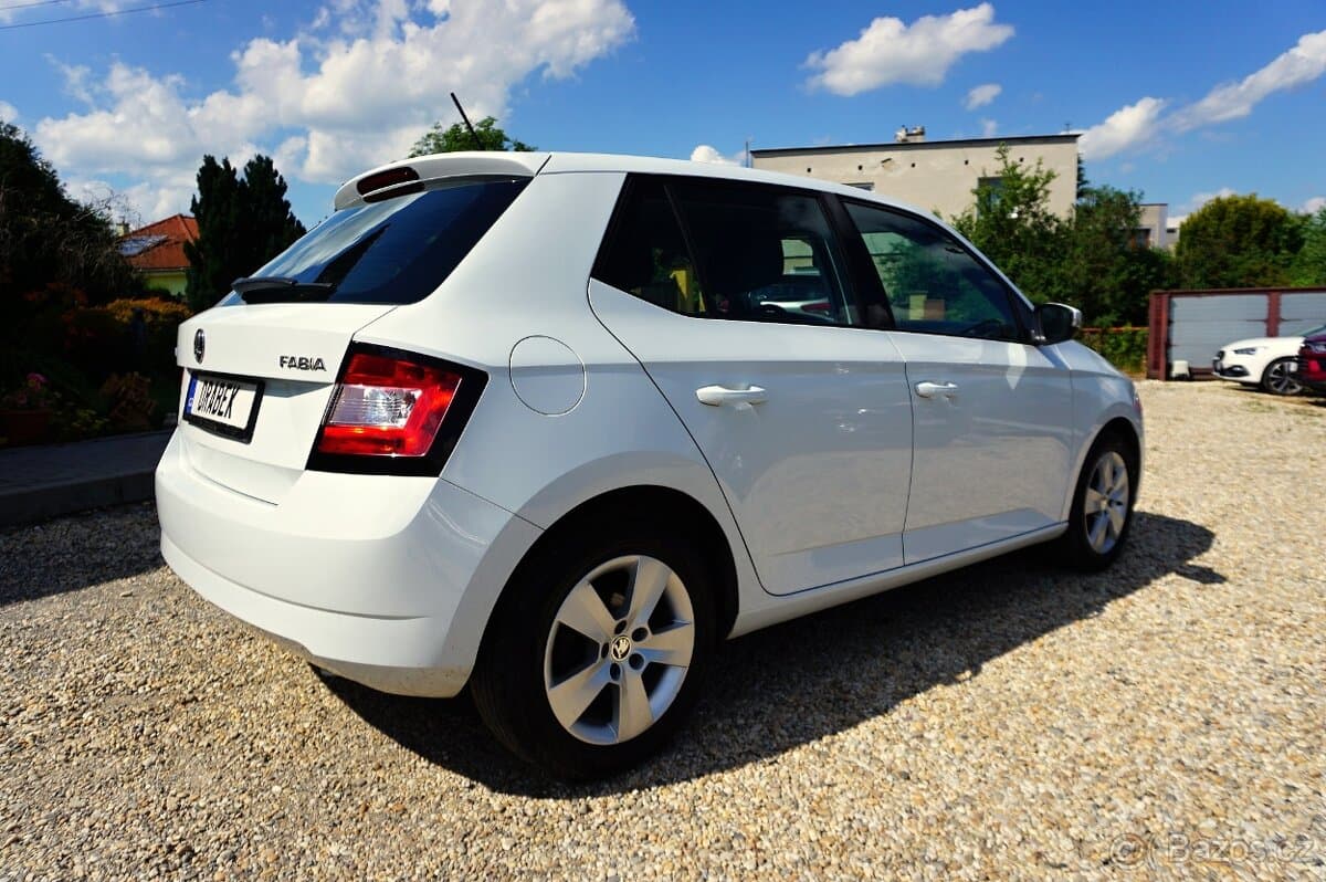 2015 Škoda FABIA - 4