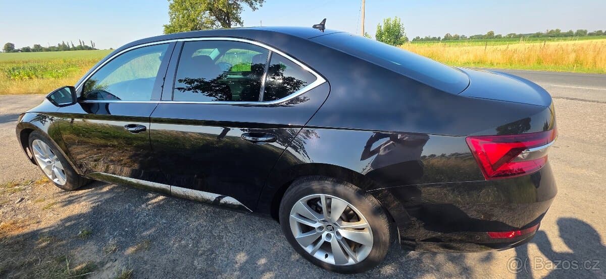 2022 Škoda SUPERB - 4