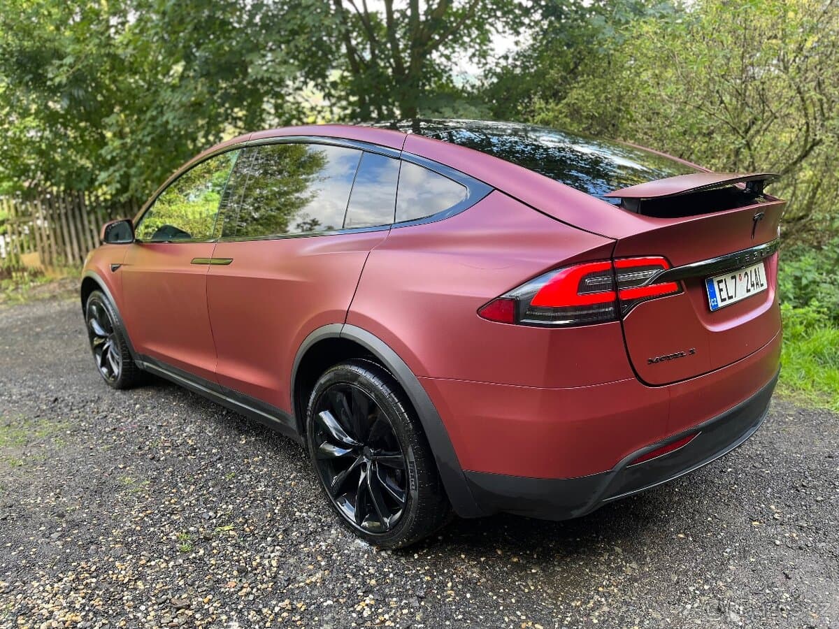 2017 Tesla MODEL X - 4