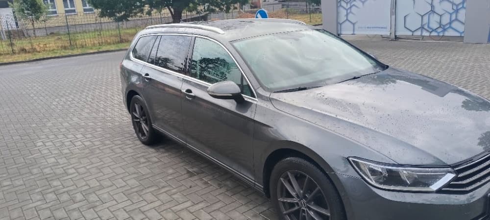 2016 Volkswagen PASSAT - 4