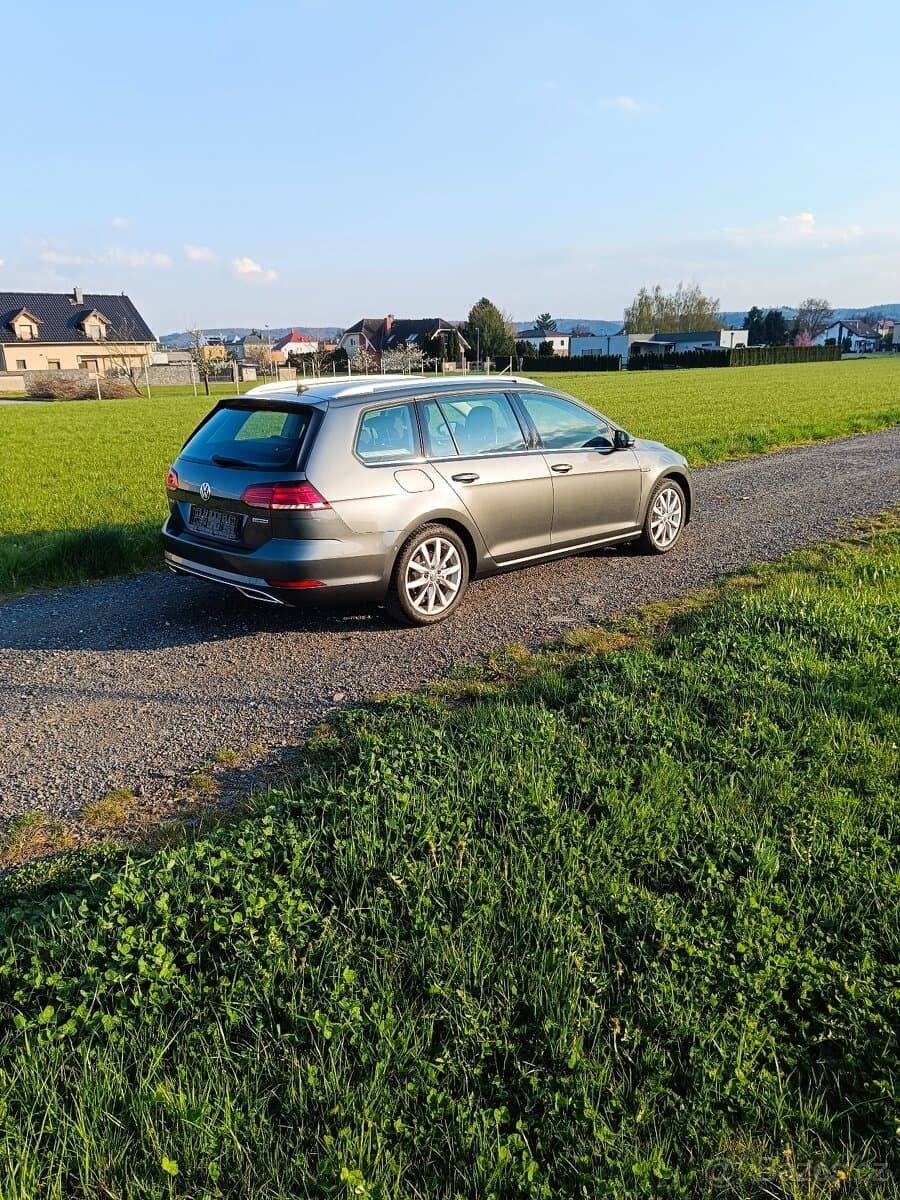 2020 Volkswagen GOLF - 4