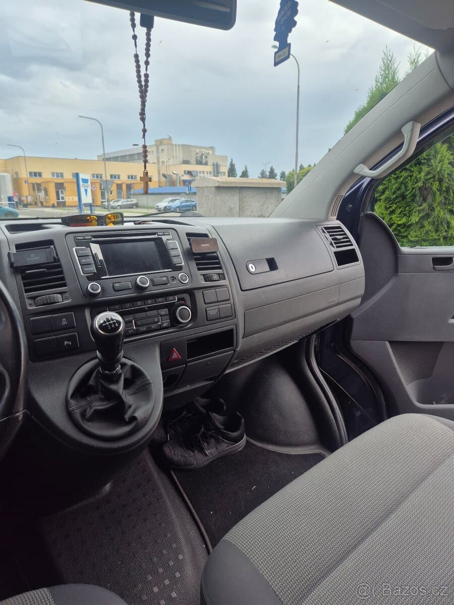 2010 Volkswagen CARAVELLE - 4