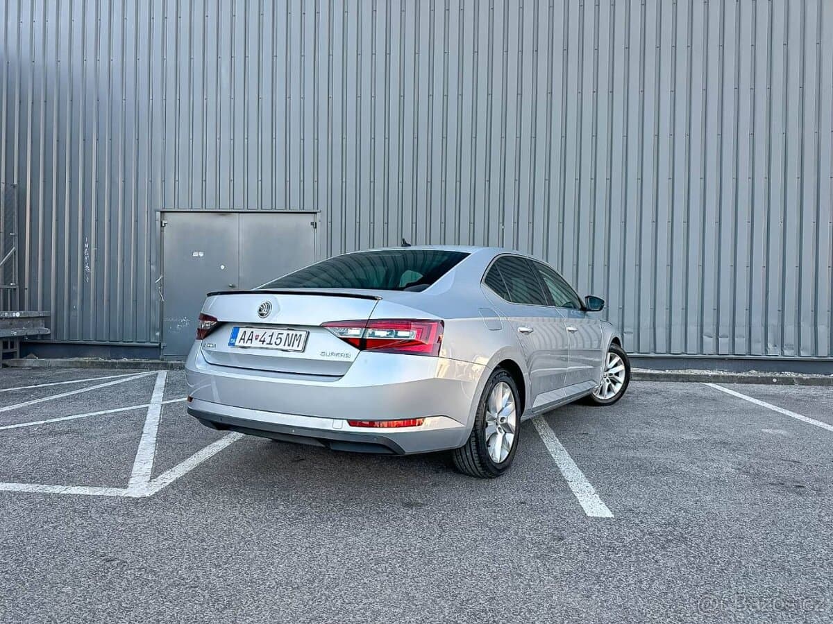 2015 Škoda SUPERB - 4