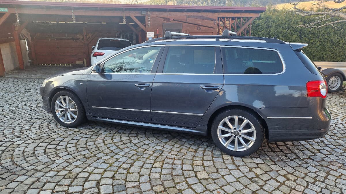 2009 Volkswagen PASSAT - 4