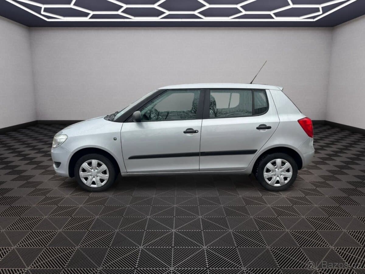 2010 Škoda FABIA - 4