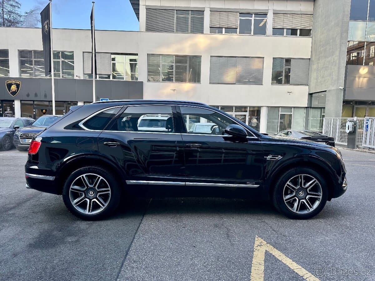 2018 Bentley BENTAYGA - 4
