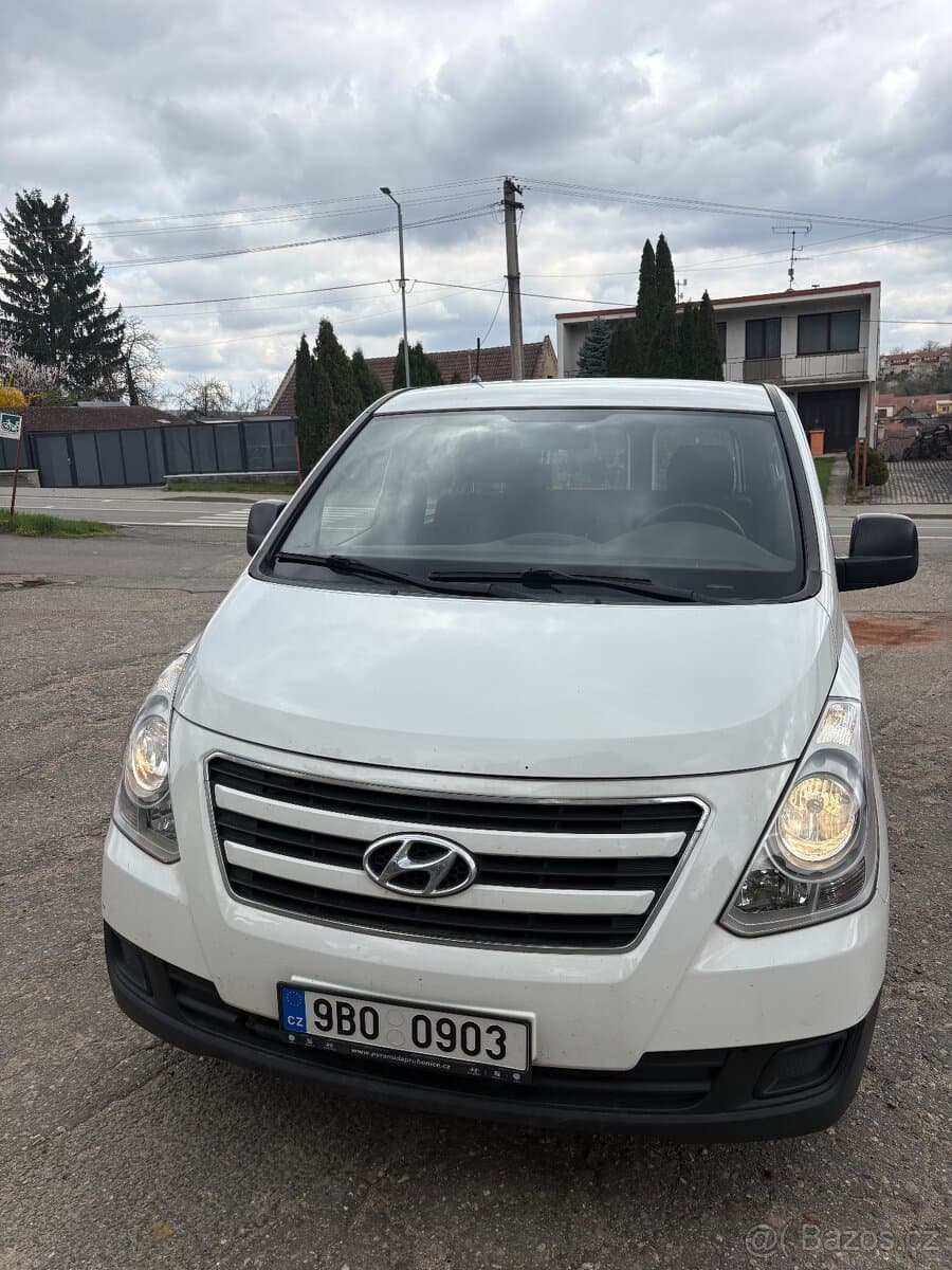 2013 Hyundai H-1 - 4