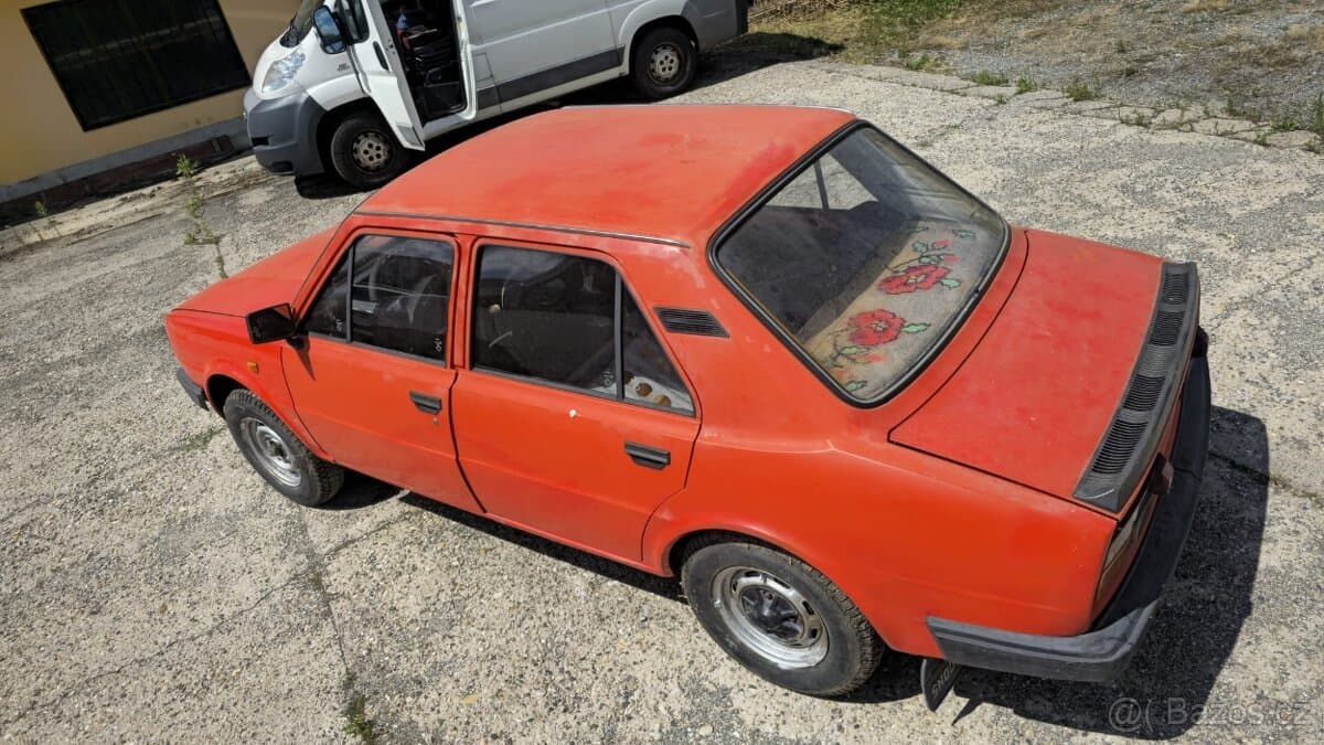 1983 Škoda 105 - 4