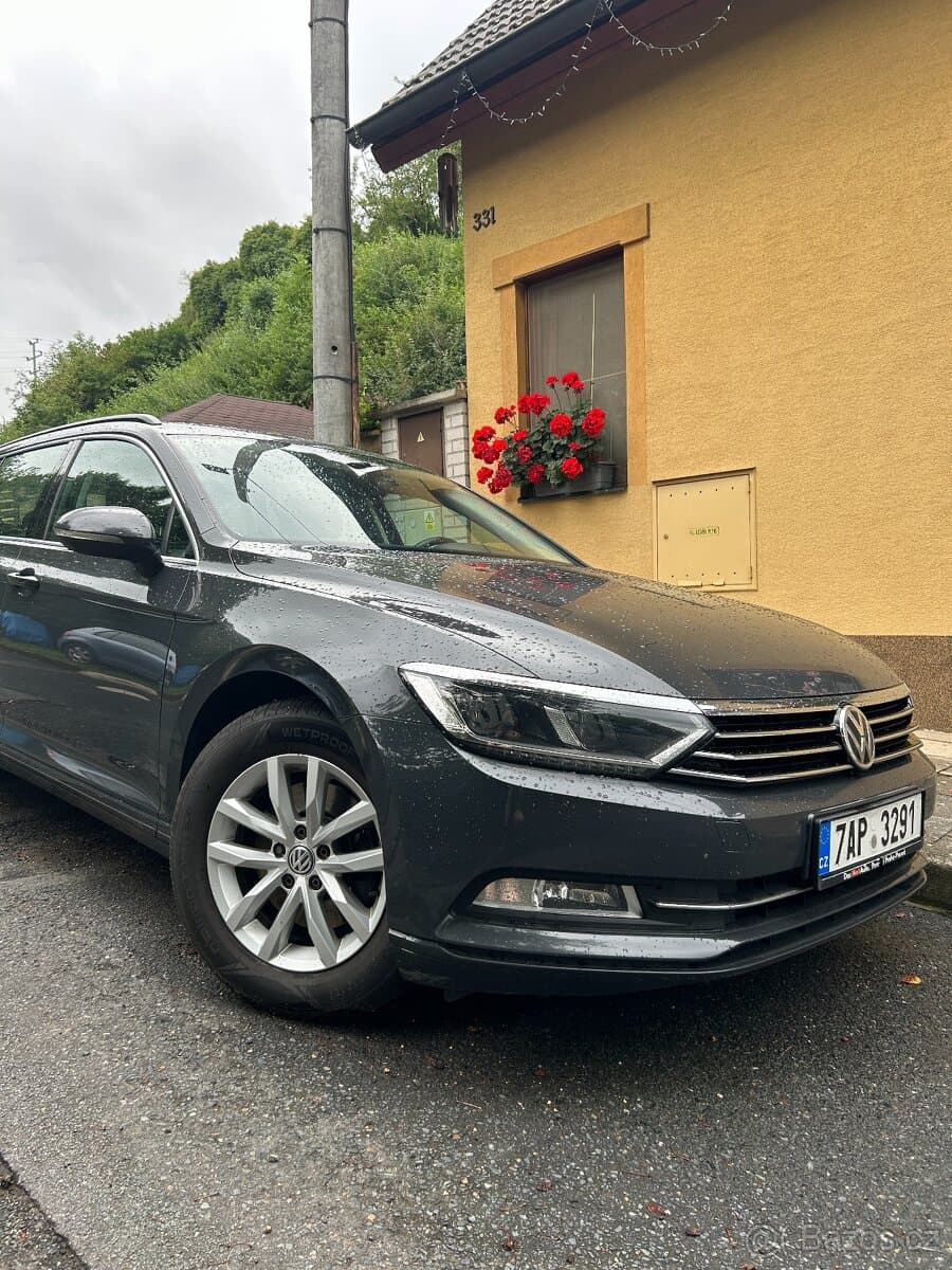 2015 Volkswagen PASSAT - 4