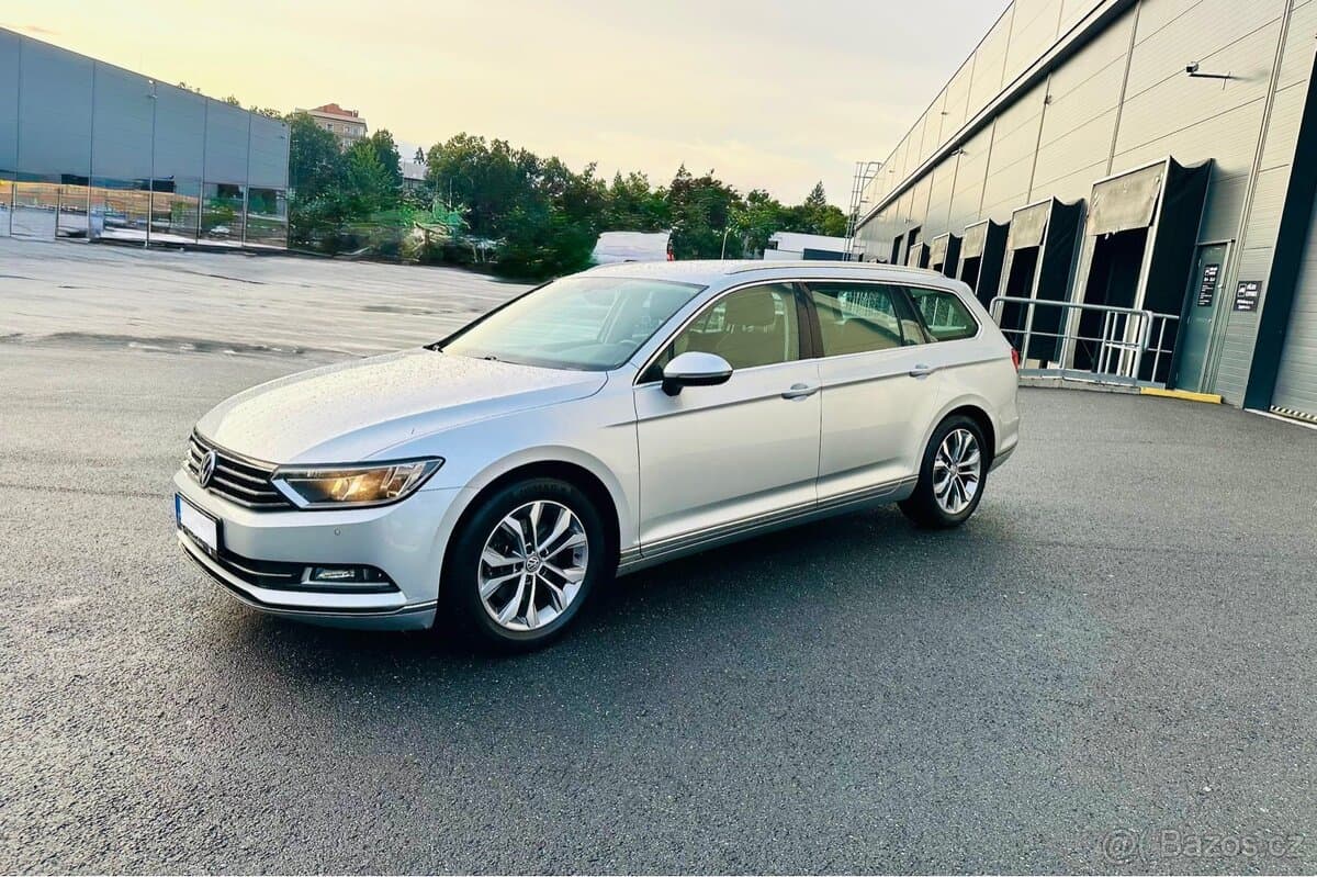 2016 Volkswagen PASSAT - 4