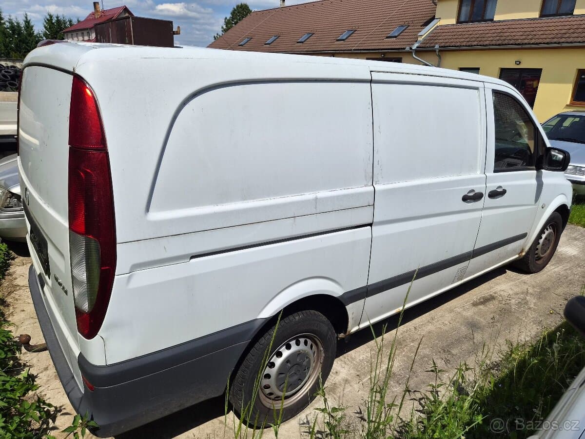 2011 Mercedes-Benz VITO - 4