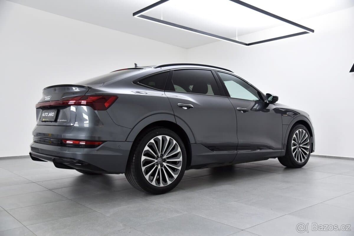 2022 Audi E-TRON - 4