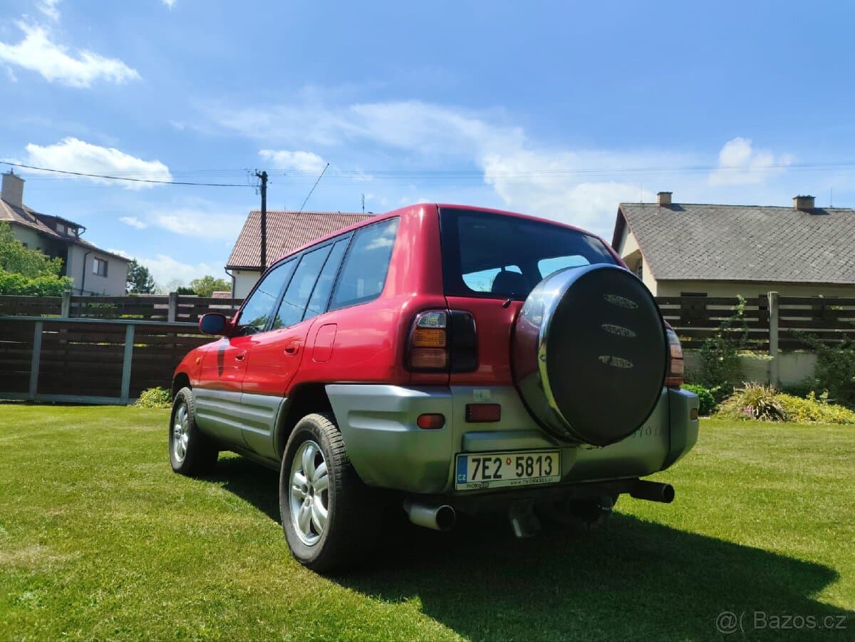 1997 Toyota RAV4 - 4