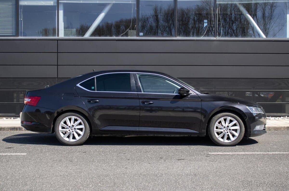 2018 Škoda SUPERB - 4