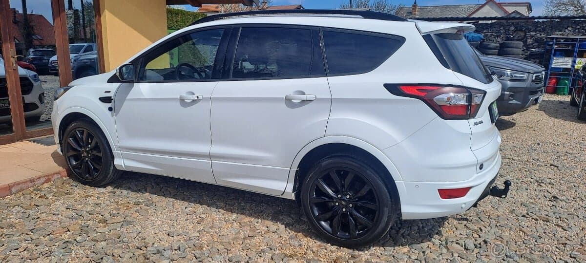 2017 Ford KUGA - 4