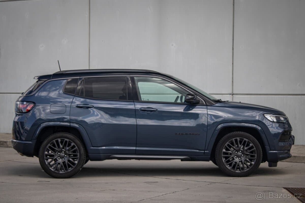 2022 Jeep COMPASS - 4