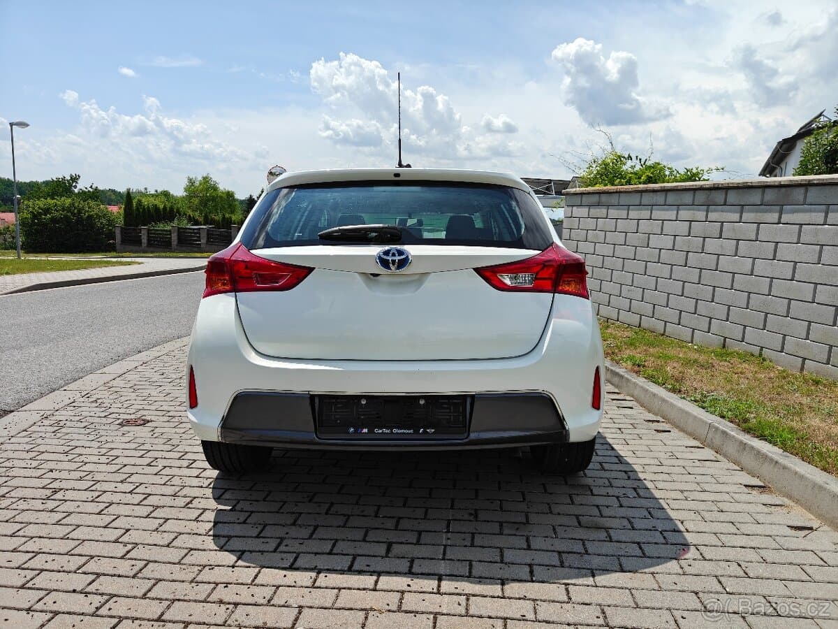 2013 Toyota AURIS - 4
