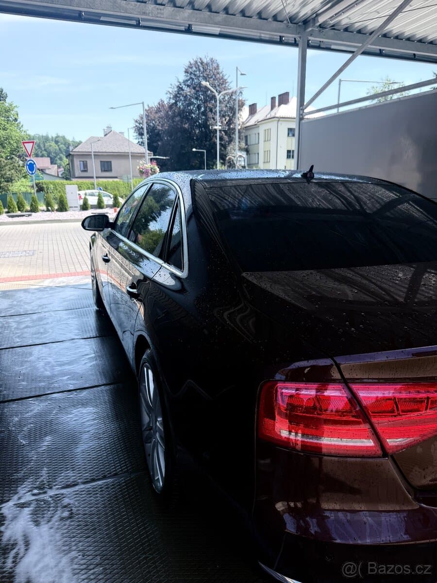 2012 Audi A8 - 4