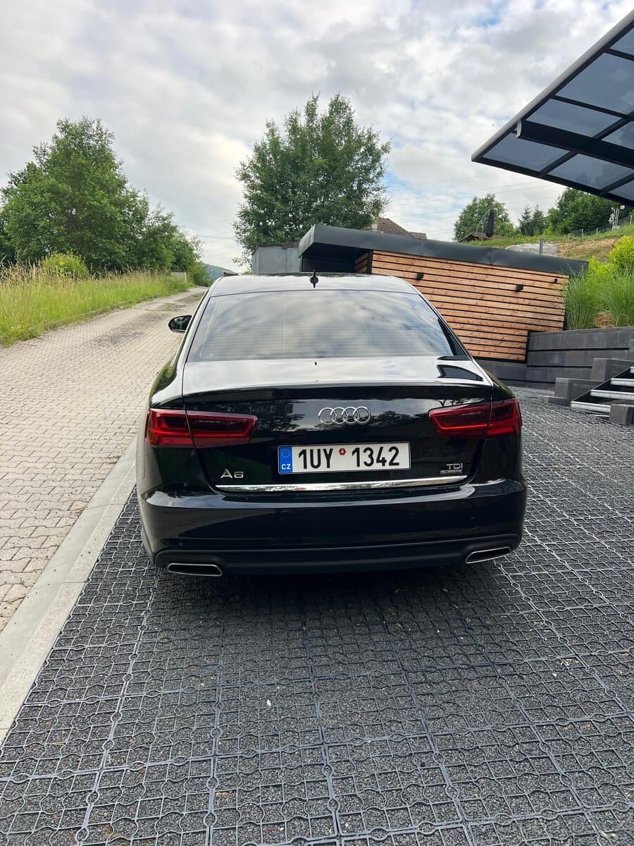 Audi A6 - 4