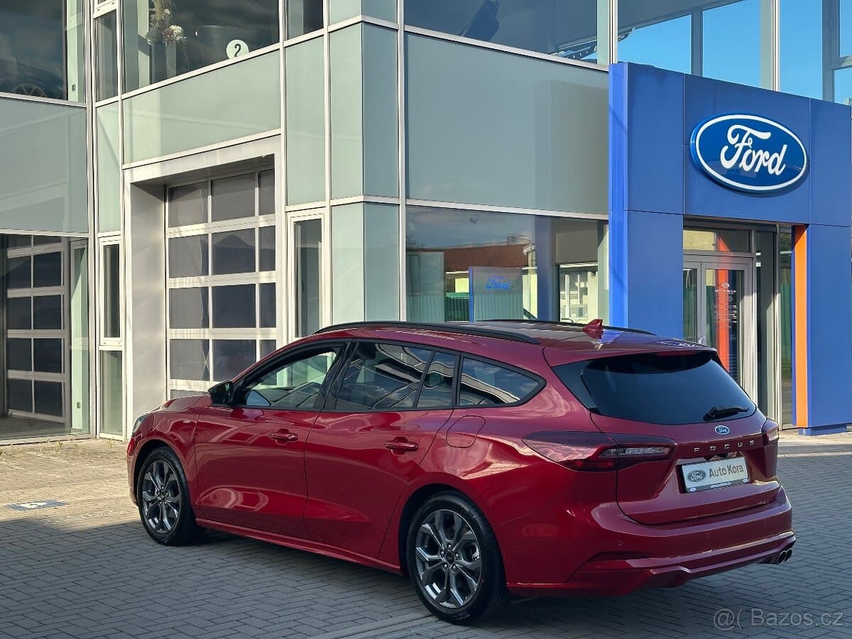 2025 Ford FOCUS - 4