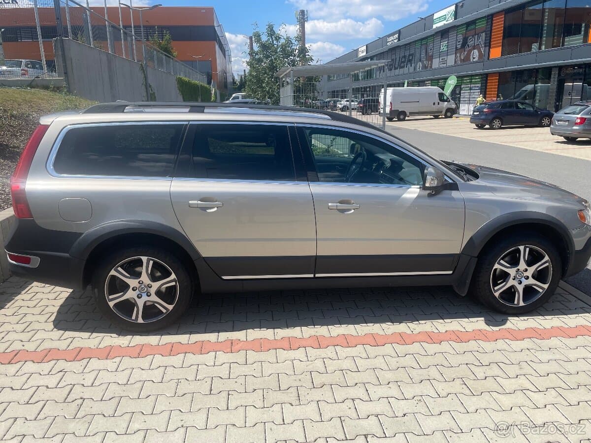 2013 Volvo XC70 - 4