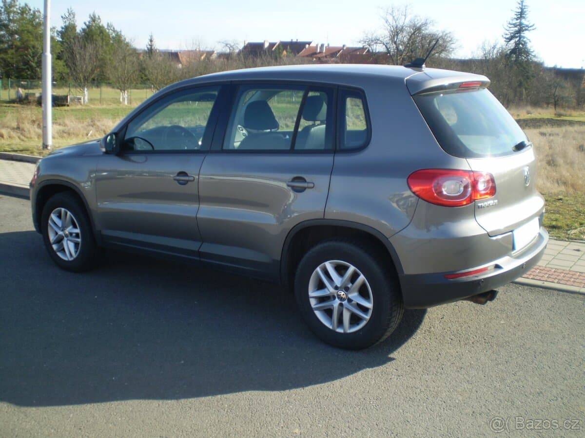 2009 Volkswagen TIGUAN - 4