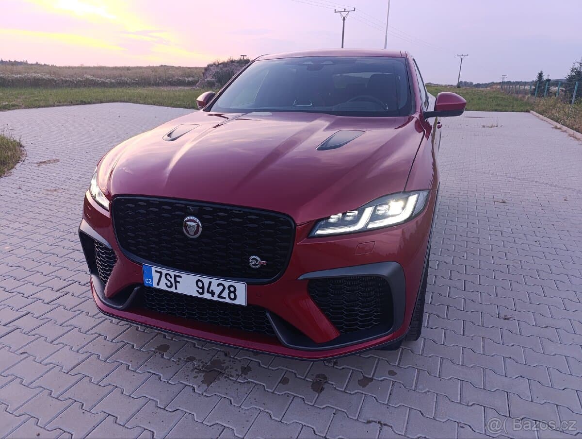 2021 Jaguar F-PACE - 4